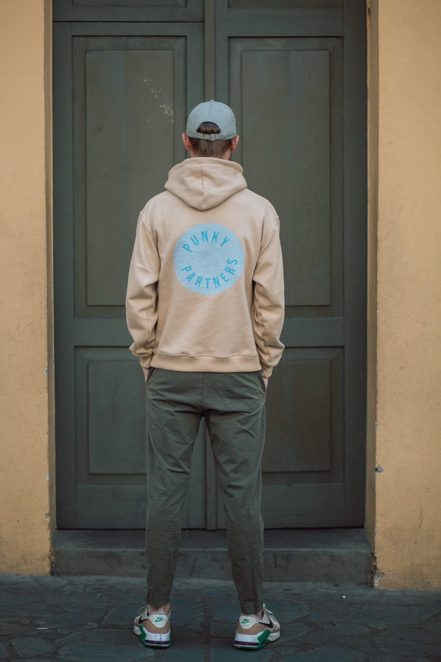 HOODIE BEIGE -  PUNKY PARTNERS